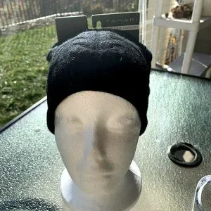 Tahari | Accessories | Nwt Tahari 0 Cashmere Black Beanie  display picture 1